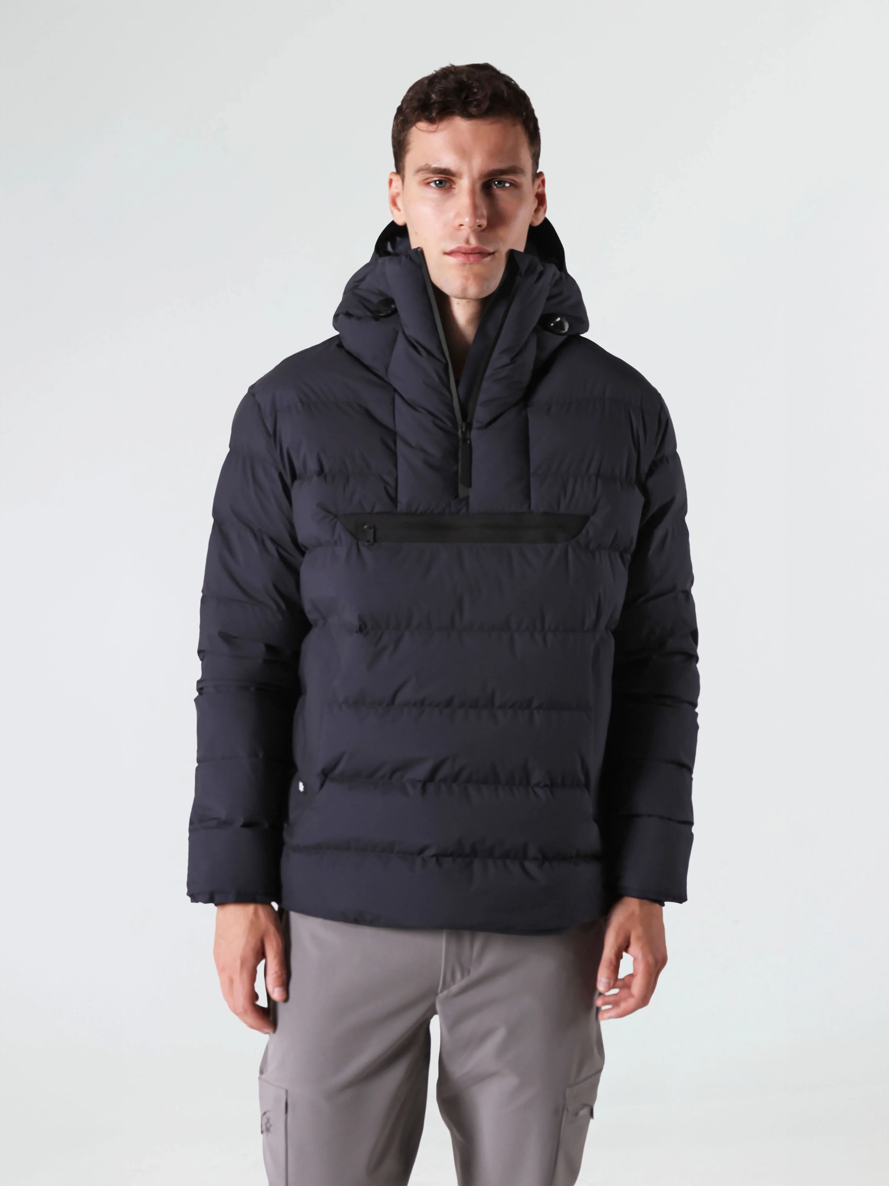 PERFORMANCE OUTERWEAR
